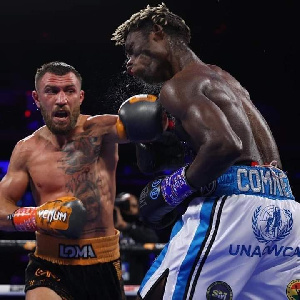 Watch the moment Lomachenko asked Commey’s corner to throw in the towel