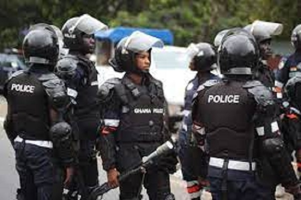 Police gun down five landguards to foil assassination attempt