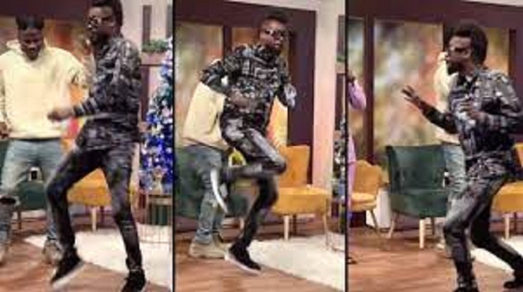 Watch Beenie Man’s crazy dance moves with Stonebwoy during interview with TV3